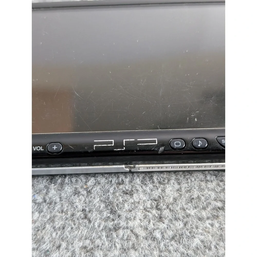 Sony PSP Console Black 2001 Handheld With Charger and‎ Battery Tested & Working